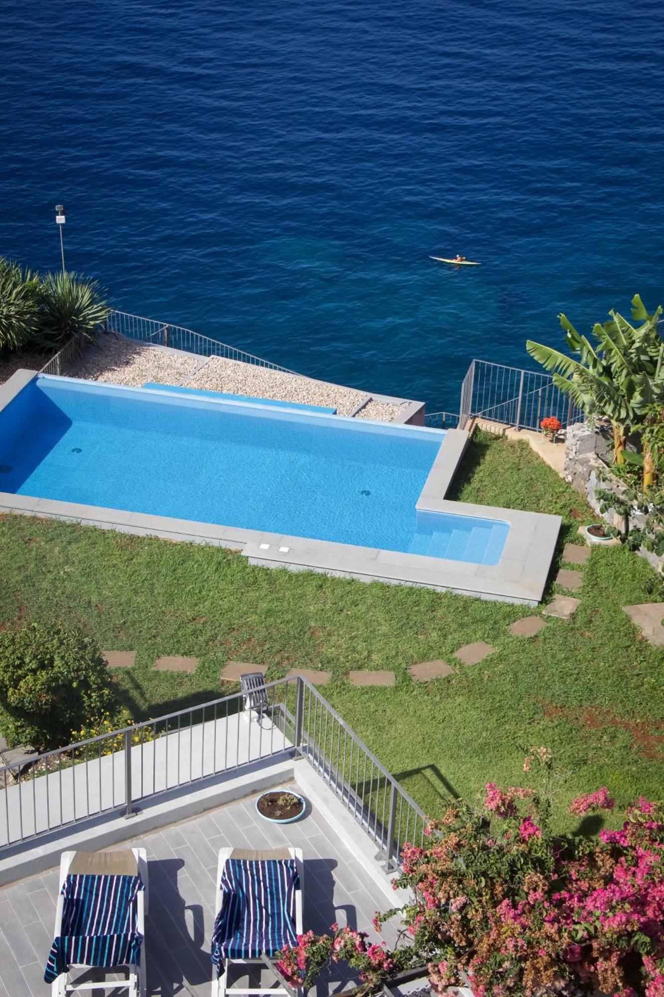 Irlandas Villa Funchal Seaside Villas Oda fotoğraf
